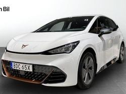 Vit (glacial white metallic) Begagnad 2022 Cupra Born Halvkombi | 249 900 kr (Marknadspris)