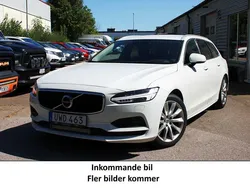 Vit Begagnad 2019 Volvo V90 Momentum Kombi | 213 900 kr (Marknadspris)