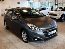 Mörkgrå Begagnad 2015 Peugeot 208 Halvkombi | 74 900 kr (Marknadspris)