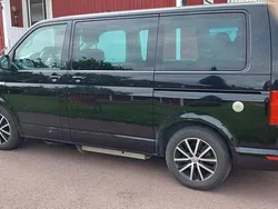 Begagnad 2016 VW Multivan Comfortline Minibuss | 439 000 kr