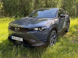 Grå (polymetal grå met) Begagnad 2024 Mazda MX30 SUV | 422 900 kr