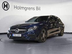 Mörkblå (mblå) Begagnad 2018 Mercedes E400 AMG line Kombi | 329 800 kr (Marknadspris)