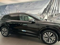 Svart Begagnad 2023 Audi Q4 e-tron Comfort SUV | 394 000 kr (Bra pris)