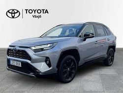 Grå Begagnad 2021 Toyota RAV4 Hybrid Style SUV | 379 000 kr (Marknadspris)