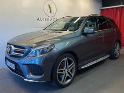Grå (selenite grå) Begagnad 2016 Mercedes GLE350 AMG SUV | 299 900 kr (Marknadspris)