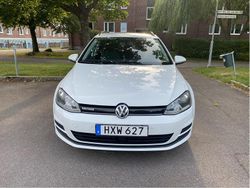 Vit Begagnad 2016 VW Golf VII Kombi | 149 000 kr (Lite dyr)