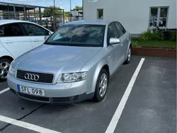 Silver Begagnad 2001 Audi A4 Sedan | 37 000 kr (Marknadspris)
