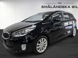 Svart Begagnad 2013 Kia Carens Minibuss | 129 000 kr (Marknadspris)