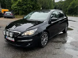 Svart Begagnad 2014 Peugeot 308 Halvkombi | 59 800 kr (Marknadspris)