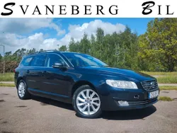 Mörkblå (blå) Begagnad 2016 Volvo V70 Momentum Kombi | 109 900 kr (Bra pris)