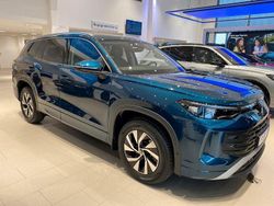 Nightshade blue metallic Ny 2025 VW Tayron Life SUV | 586 600 kr (Lite dyr)