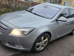 Grå Begagnad 2012 Opel Insignia Edition Kombi | 29 000 kr (Marknadspris)