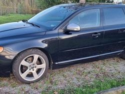 Svart Begagnad 2011 Volvo V70 R-Design Kombi | 119 000 kr (Marknadspris)