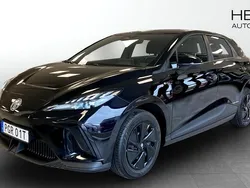 Svart (black) Begagnad 2023 MG MG4 EV Halvkombi | 249 900 kr (Marknadspris)