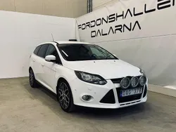 Vit Begagnad 2013 Ford Focus Titanium Kombi | 69 900 kr (Marknadspris)