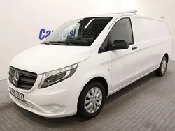 Vit Begagnad 2023 Mercedes Vito Minibuss | 419 000 kr (Lite dyr)