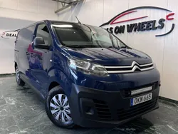 Blå Begagnad 2016 Citroën Jumpy Minibuss | 99 900 kr (Dyr)