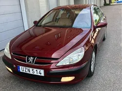 Röd Begagnad 2004 Peugeot 607 Sedan | 19 000 kr