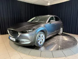 Grå Begagnad 2021 Mazda CX-30 SUV | 239 000 kr (Marknadspris)