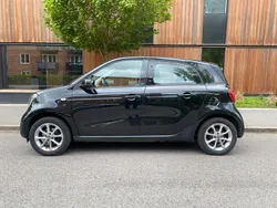 Svart Begagnad 2014 Smart ForFour Halvkombi | 58 500 kr
