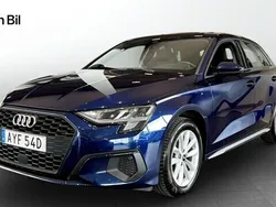 Navarrablå metallic Begagnad 2023 Audi A3 Proline | 229 000 kr (Bra pris)
