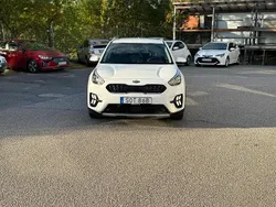 Vit Begagnad 2021 Kia Niro Advance SUV | 149 900 kr