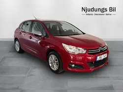 Röd Begagnad 2014 Citroën C4 Halvkombi | 79 900 kr (Marknadspris)