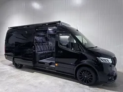 Svart Ny 2024 Mercedes Sprinter AMG Van | 1 798 750 kr