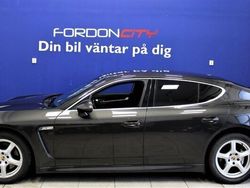 Grå Begagnad 2009 Porsche Panamera 4S Chrono Sedan | 299 800 kr