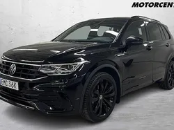 Svart Begagnad 2022 VW Tiguan R-line SUV | 389 000 kr (Dyr)