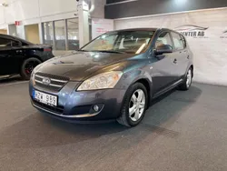 Grå Begagnad 2008 Kia Ceed Halvkombi | 64 900 kr (Bra pris)