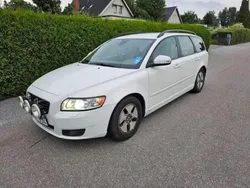 Vit Begagnad 2011 Volvo V50 Momentum Kombi | 40 000 kr (Bra pris)
