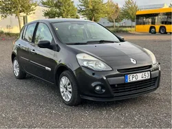 Svart Begagnad 2010 Renault Clio R.S. Halvkombi | 44 500 kr (Marknadspris)