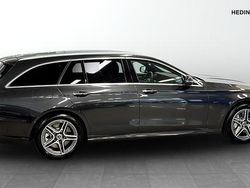 Grå (grey) Begagnad 2020 Mercedes E300 AMG Kombi | 419 900 kr (Marknadspris)
