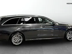 Grå (grey) Begagnad 2020 Mercedes E300 AMG Kombi | 429 900 kr (Dyr)