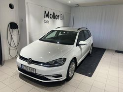 Vit (pure white) Begagnad 2018 VW Golf VII Kombi | 99 000 kr (Bra pris)