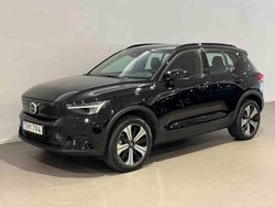 Svart Begagnad 2023 Volvo XC40 Single Motor SUV | 324 500 kr