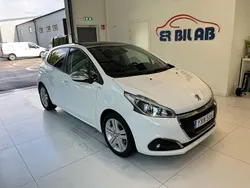 Vit Begagnad 2017 Peugeot 208 Halvkombi | 84 900 kr (Marknadspris)