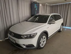 Vit Begagnad 2018 VW Passat Alltrack Kombi | 189 900 kr (Bra pris)