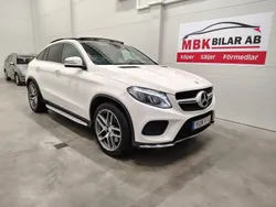 Vit Begagnad 2016 Mercedes GLE400 AMG line Sportkupé | 384 900 kr