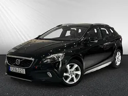 Svart Begagnad 2014 Volvo V40 CC Momentum Kombi | 154 900 kr (Marknadspris)