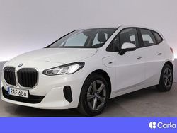 Vit Begagnad 2023 BMW 230e Active Tourer Minibuss | 345 900 kr