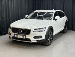 Vit Begagnad 2022 Volvo V90 CC Kombi | 309 900 kr (Marknadspris)