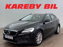 Svart Begagnad 2018 Volvo V40 CC Kombi | 174 800 kr (Marknadspris)