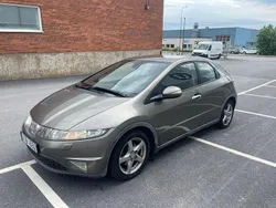Grå Begagnad 2008 Honda Civic Sport Halvkombi | 34 900 kr (Bra pris)