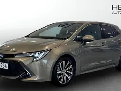 Begagnad 2022 Toyota Corolla Halvkombi | 249 900 kr (Marknadspris)