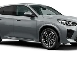 Svart (black sapphire metallic) Ny 2025 BMW iX2 Shadowline SUV | 656 400 kr (Marknadspris)
