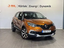 Orange Begagnad 2019 Renault Captur Intens SUV | 109 900 kr (Marknadspris)