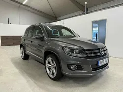 Mörkgrå Begagnad 2013 VW Tiguan R-line SUV | 129 900 kr (Marknadspris)