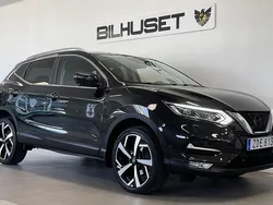 Svart Begagnad 2017 Nissan Qashqai Tekna SUV | 159 900 kr (Marknadspris)